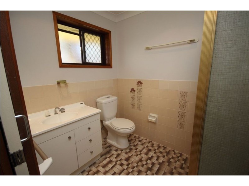 2/24 Bruce Avenue, Paradise Point QLD 4216