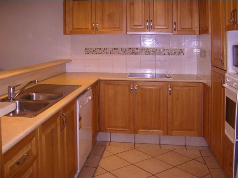 62/100 Morala Avenue, Runaway Bay QLD 4216