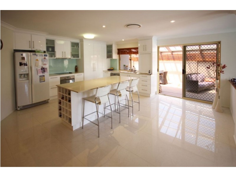 7 Chesterfield Place, Runaway Bay QLD 4216