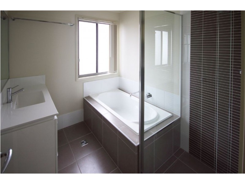 5/136 Central Street, Labrador QLD 4215