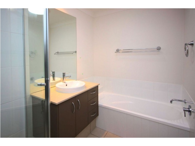 3/446 pine Ridge, Coombabah QLD 4216