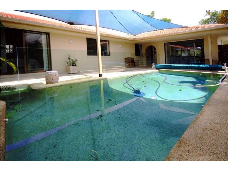 11 Columbus, Hollywell QLD 4216