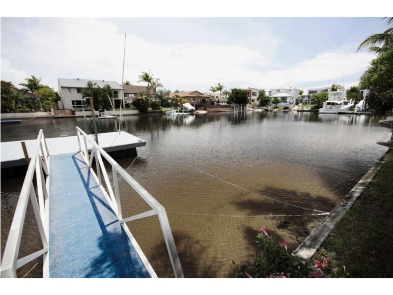 11 Columbus, Hollywell QLD 4216