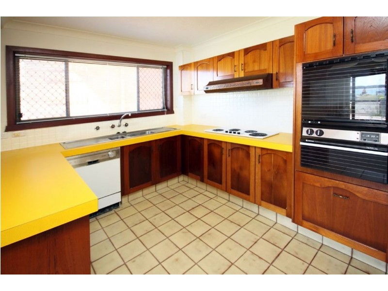 1/458 Marine Parade, Biggera Waters QLD 4216