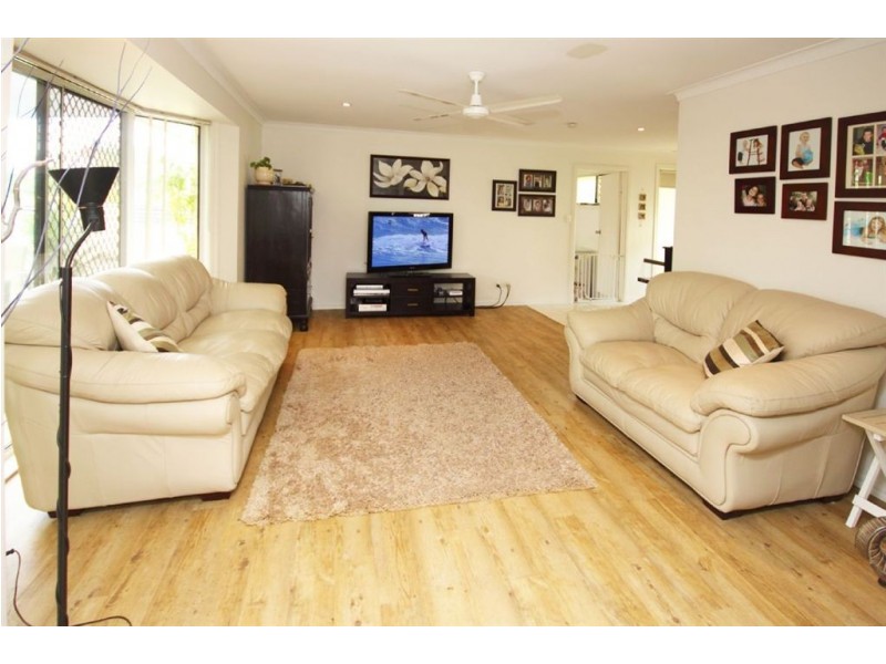 116 Paradise Parade, Paradise Point QLD 4216