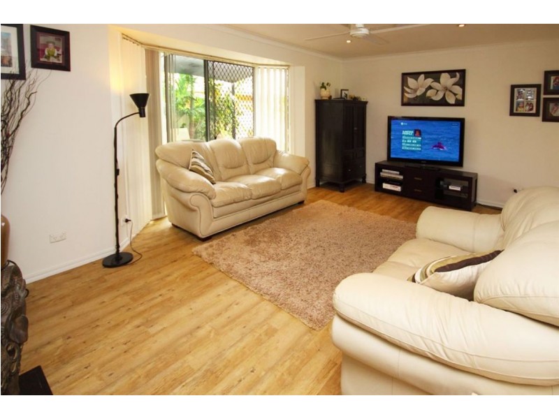 116 Paradise Parade, Paradise Point QLD 4216