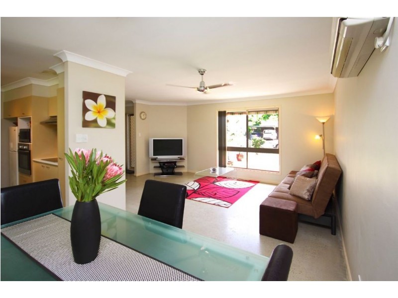 21 Ashgrove Street, Runaway Bay QLD 4216