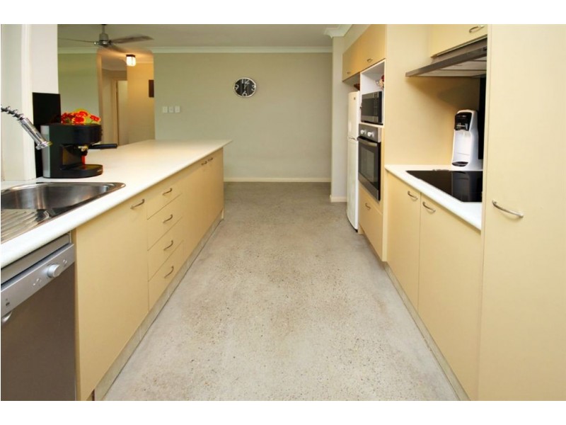 21 Ashgrove Street, Runaway Bay QLD 4216