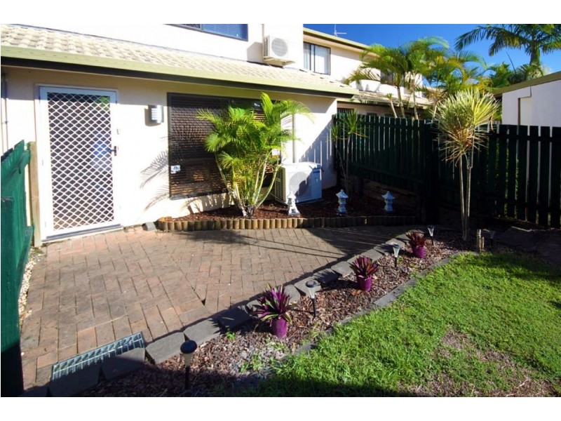 22/71 Olsen Avenue, Labrador QLD 4215