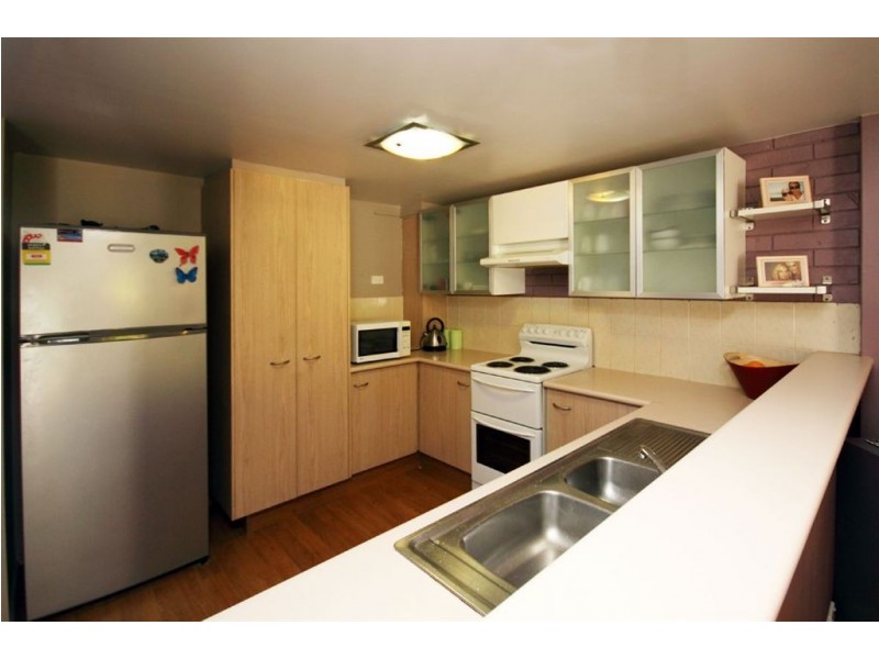 22/71 Olsen Avenue, Labrador QLD 4215