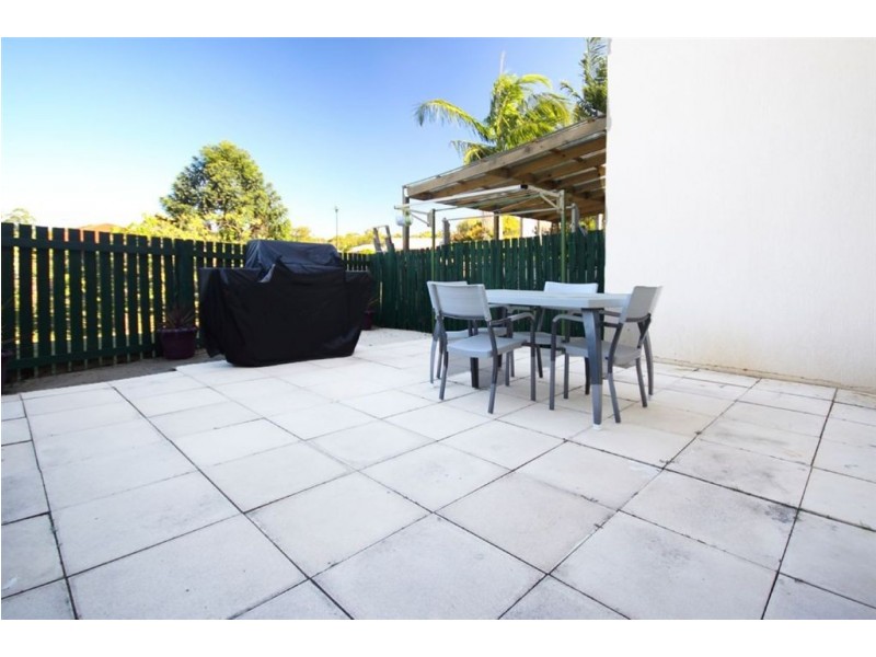 22/71 Olsen Avenue, Labrador QLD 4215