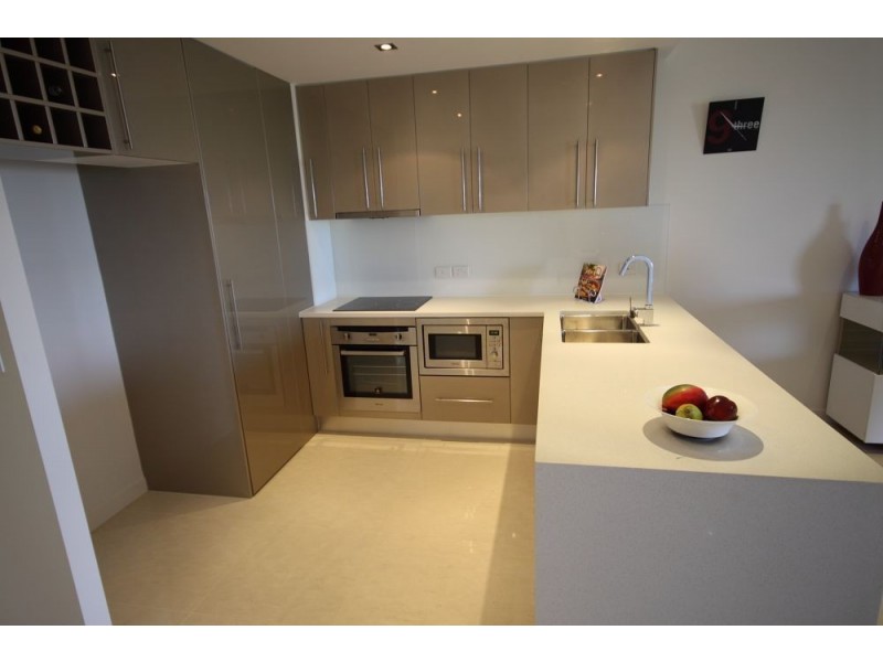 4/5229 Emerald Island Drive, Benowa QLD 4217