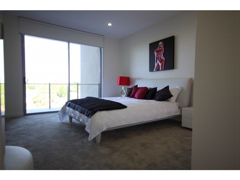 4/5229 Emerald Island Drive, Benowa QLD 4217