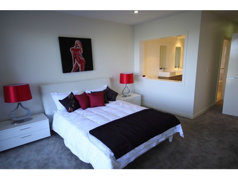 4/5229 Emerald Island Drive, Benowa QLD 4217
