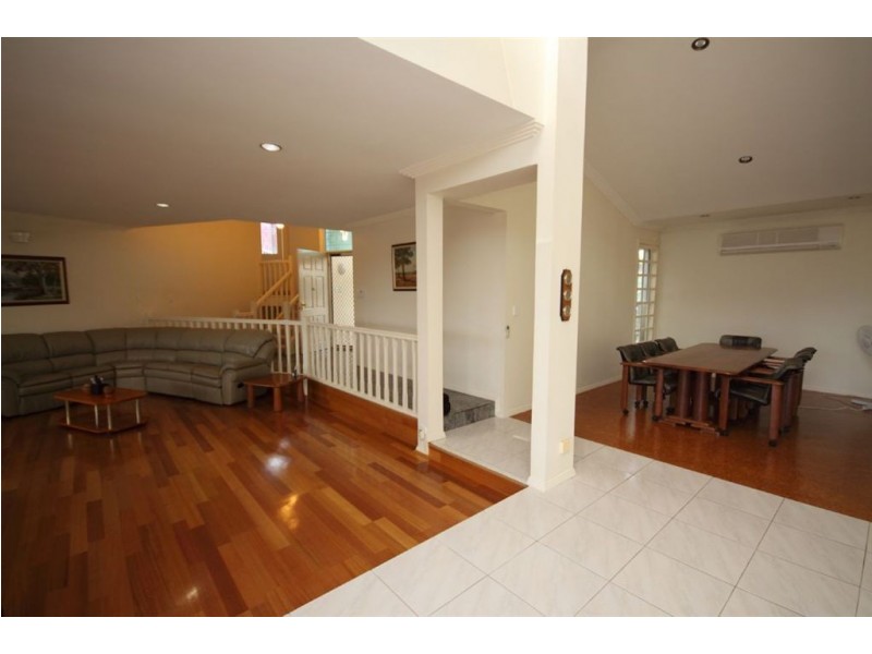 6/131 Morala Avenue, Runaway Bay QLD 4216