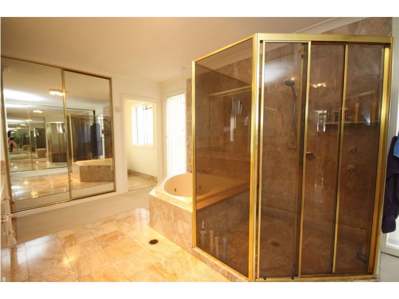 6/131 Morala Avenue, Runaway Bay QLD 4216