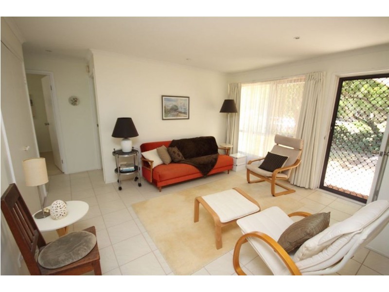 1/84 Kangaroo Avenue, Coombabah QLD 4216