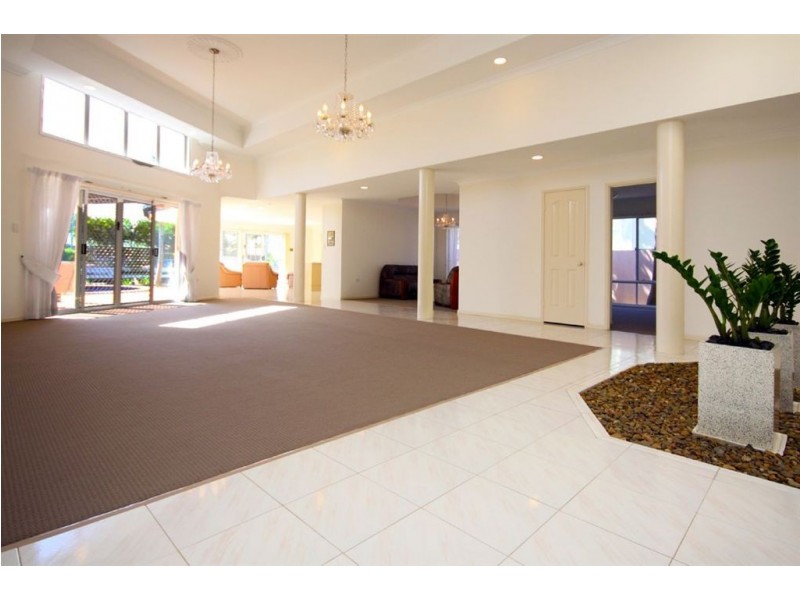 77 Sundance Way, Runaway Bay QLD 4216
