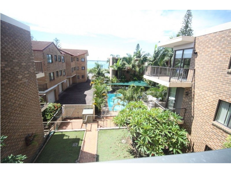 27/490 Marine Parade, Biggera Waters QLD 4216
