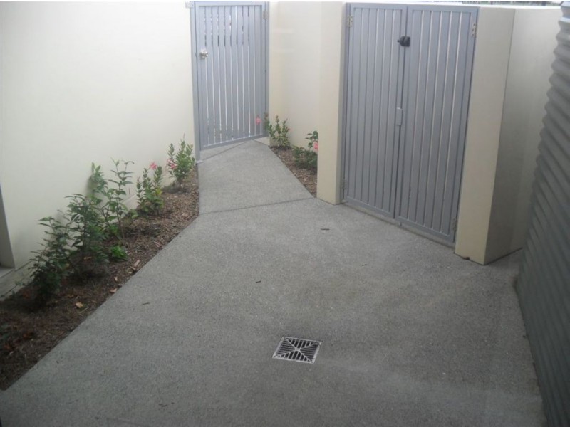 53 Sickle Avenue, Hope Island QLD 4212