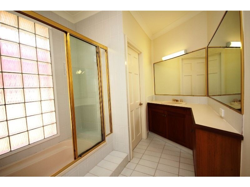 6/131 Morala Avenue, Runaway Bay QLD 4216