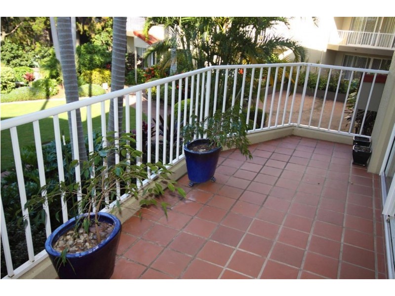 25/22 Jennifer Avenue, Runaway Bay QLD 4216