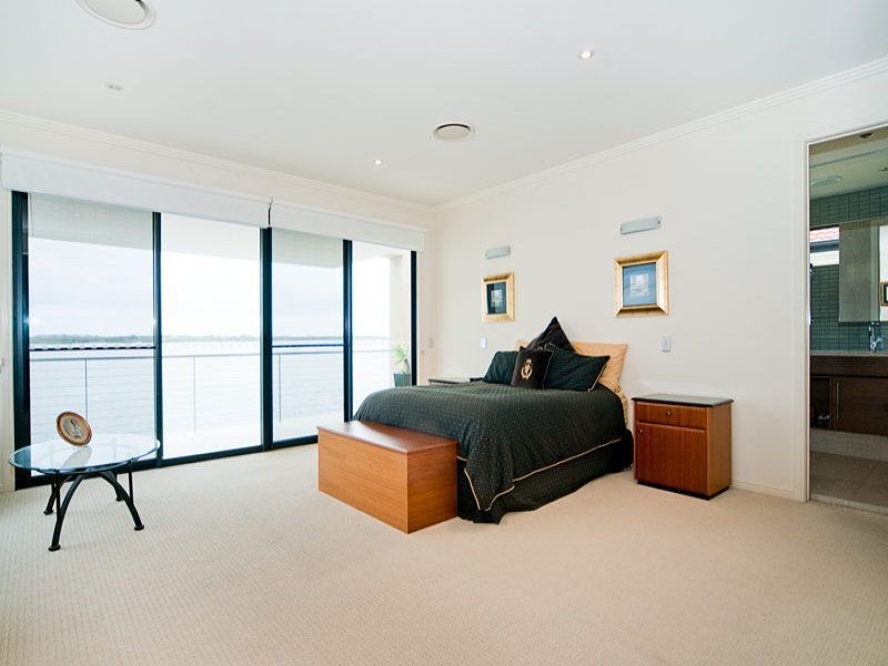 57 The Peninsula, Paradise Point QLD 4216