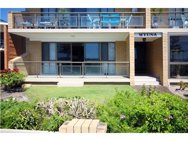 1/458 Marine Parade, Biggera Waters QLD 4216