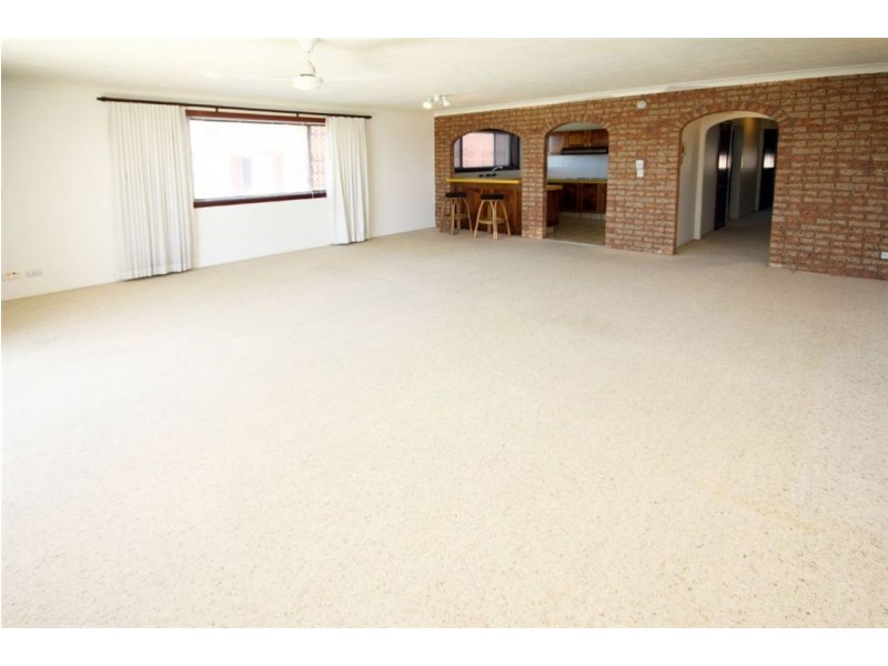 1/458 Marine Parade, Biggera Waters QLD 4216