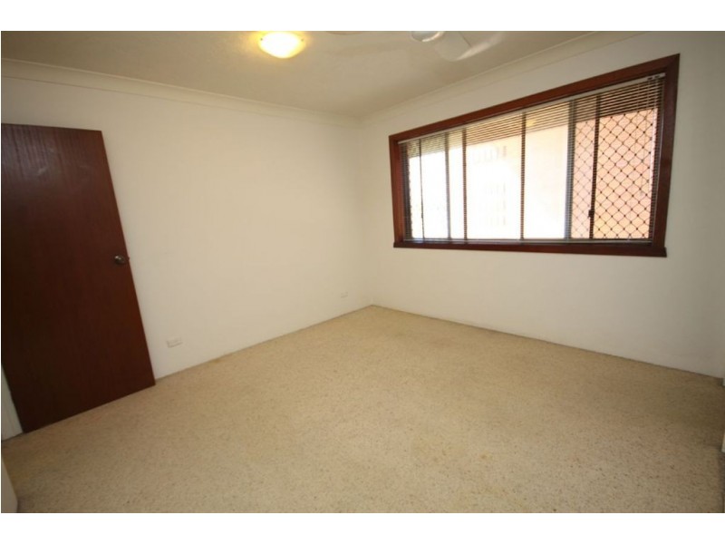 1/458 Marine Parade, Biggera Waters QLD 4216