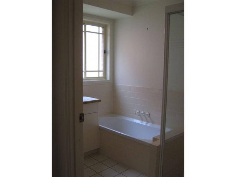 400 Pine Ridge Rd, Coombabah QLD 4216