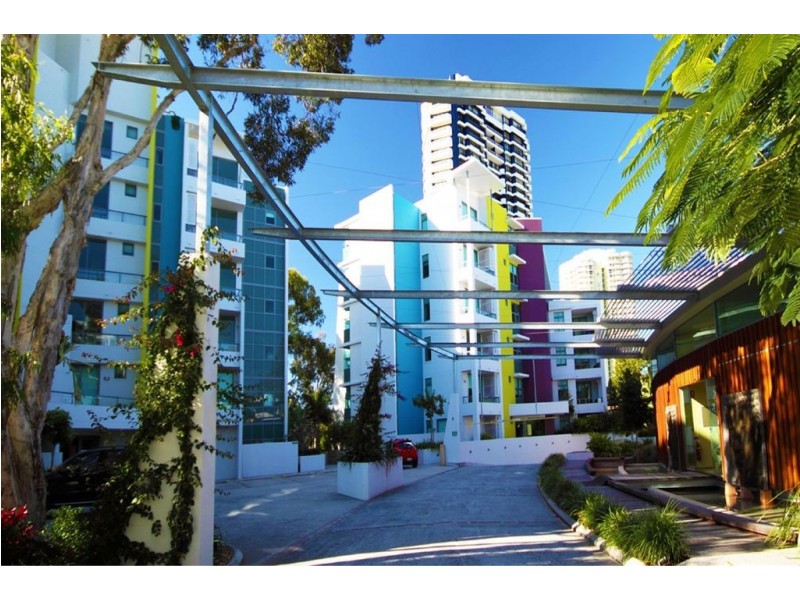 28 Bayview Street, Runaway Bay QLD 4216