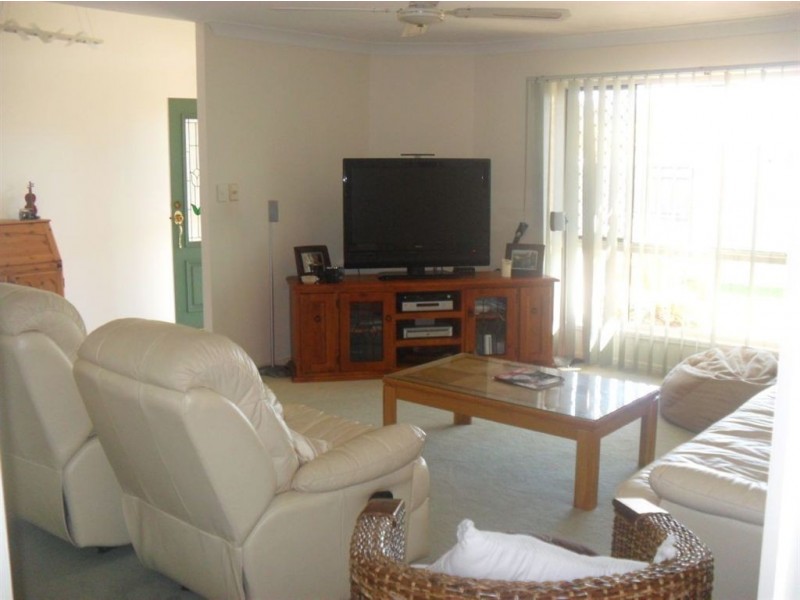 10 Dalley Park Drive, Helensvale QLD 4212