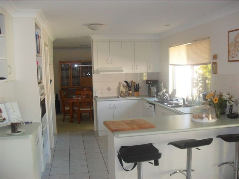 10 Dalley Park Drive, Helensvale QLD 4212