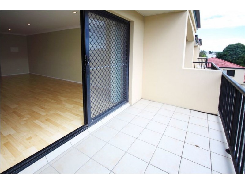 12/19 Lloyd Street, Southport QLD 4215