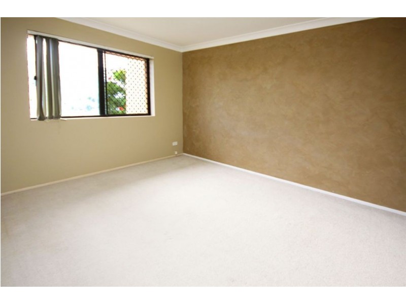 12/19 Lloyd Street, Southport QLD 4215