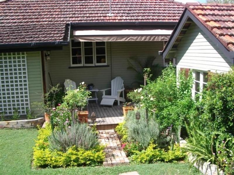11 Horder Avenue, Labrador QLD 4215
