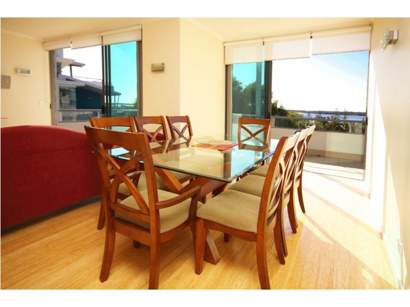 28 Bayview Street, Runaway Bay QLD 4216