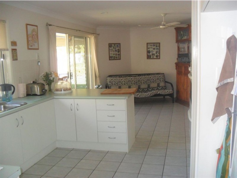 10 Dalley Park Drive, Helensvale QLD 4212
