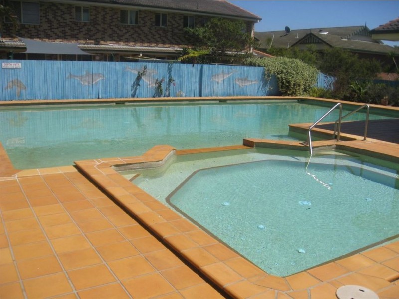 1/402 Pine Ridge Rd, Coombabah QLD 4216