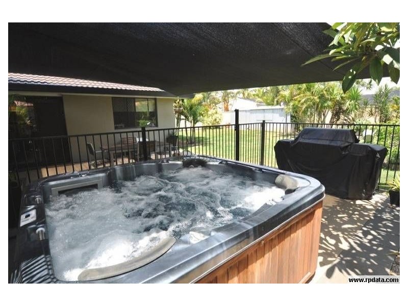 34 Doreen Drive, Coombabah QLD 4216