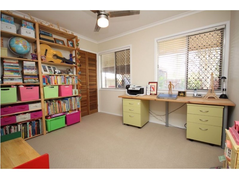 31 Jacaranda Avenue, Hollywell QLD 4216