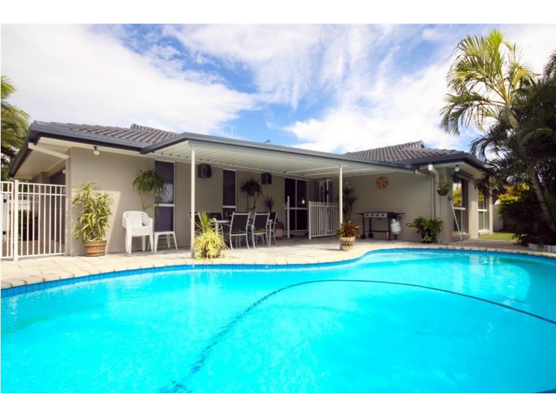 8 Hyacinth Avenue, Hollywell QLD 4216