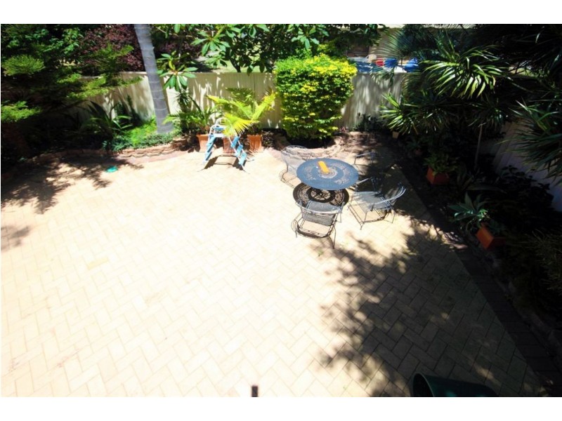 2/54 Markham Avenue, Runaway Bay QLD 4216