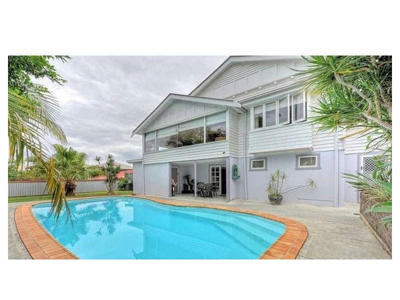 5 Gillian Lane, Southport QLD 4215