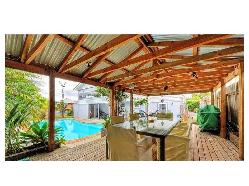 5 Gillian Lane, Southport QLD 4215