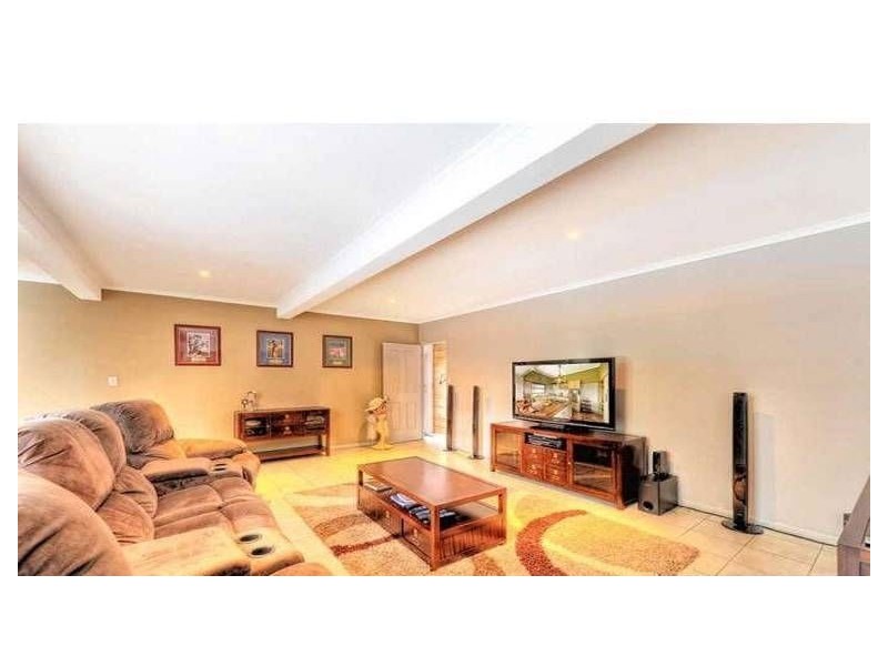 5 Gillian Lane, Southport QLD 4215