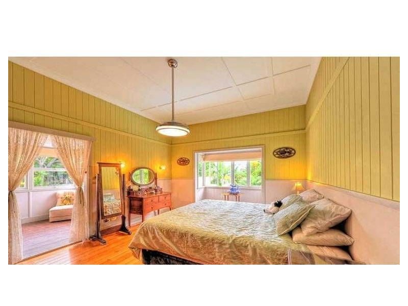 5 Gillian Lane, Southport QLD 4215