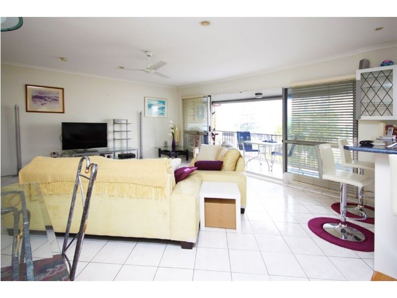 8/516 Marine Parade, Labrador QLD 4215
