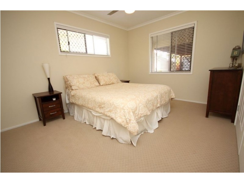 31 Jacaranda Avenue, Runaway Bay QLD 4216